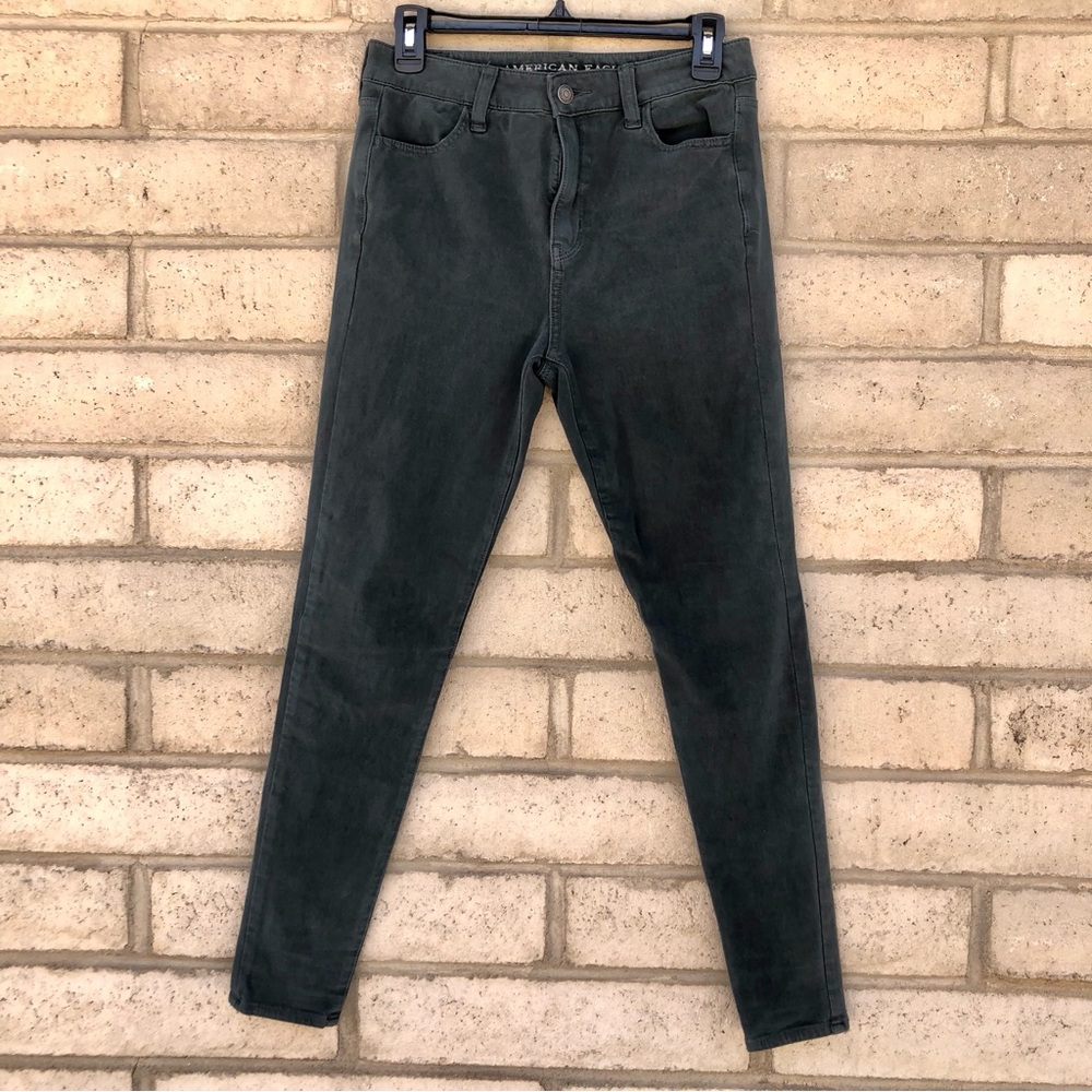 American Eagle Green Velvet Super High Rise Jeggings Size 4
